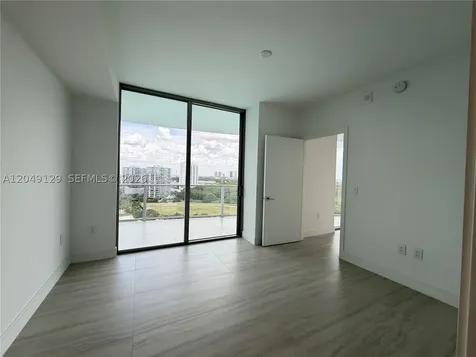 2411 Laguna Circle North Miami FL 33181