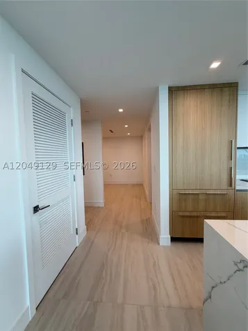 2411 Laguna Circle North Miami FL 33181