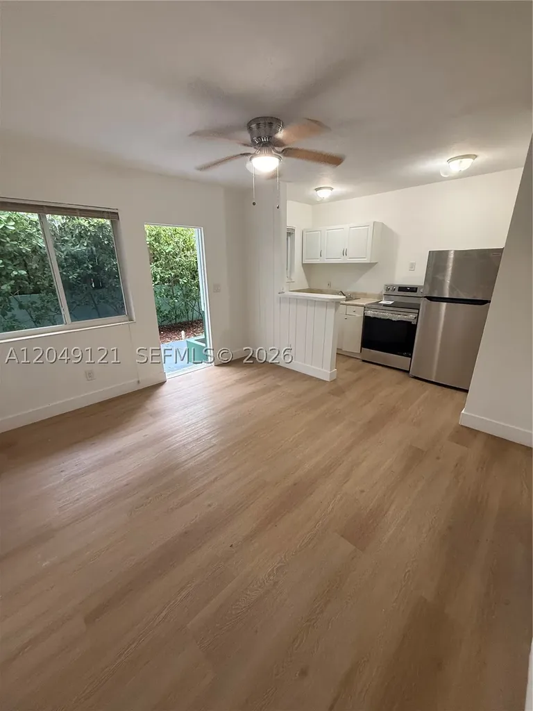 469 SW 3rd Street Miami FL 33130
