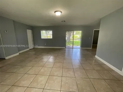 4160 SW 36th Street West Park FL 33023