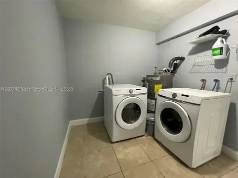 4160 SW 36th Street West Park FL 33023
