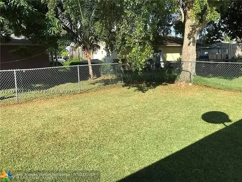4160 SW 36th Street West Park FL 33023