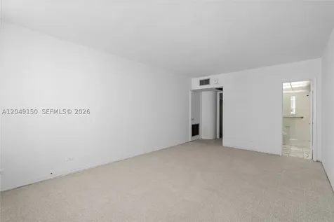 5005 Collins Avenue Miami Beach FL 33140