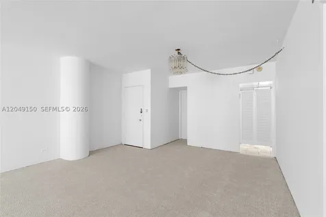 5005 Collins Avenue Miami Beach FL 33140