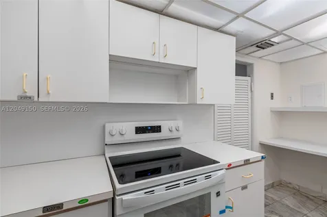 5005 Collins Avenue Miami Beach FL 33140