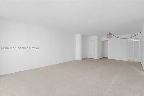 5005 Collins Avenue Miami Beach FL 33140