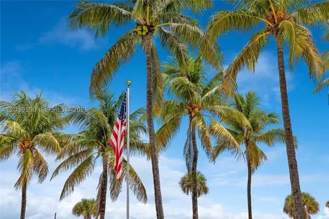 5005 Collins Avenue Miami Beach FL 33140