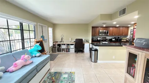 9492 NW 39th Street Sunrise FL 33351
