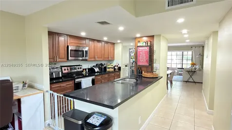 9492 NW 39th Street Sunrise FL 33351