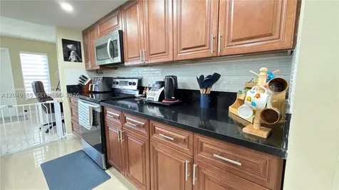 9492 NW 39th Street Sunrise FL 33351