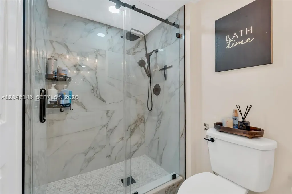 3800 Hillcrest Drive Hollywood FL 33021