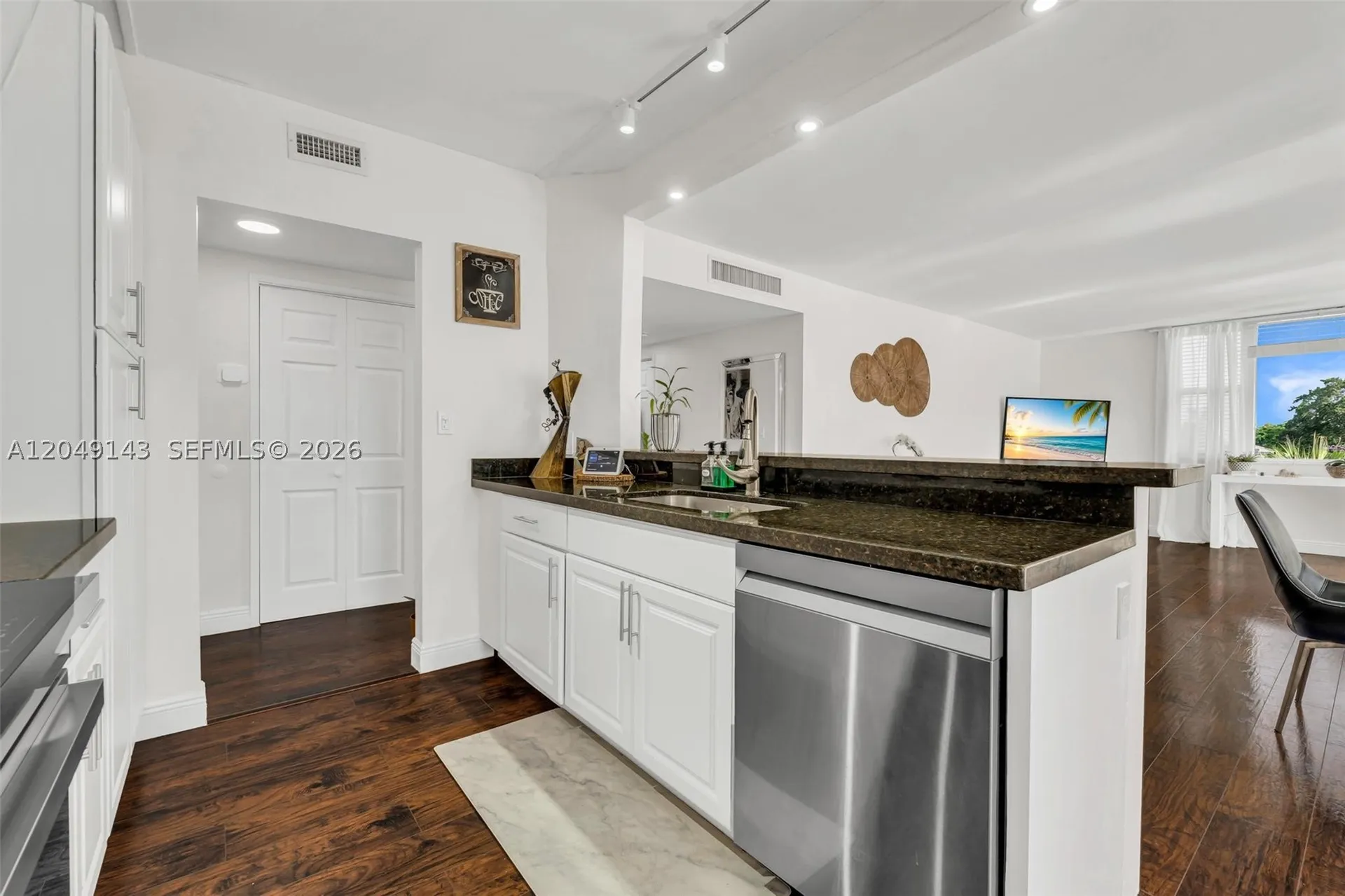 3800 Hillcrest Drive Hollywood FL 33021