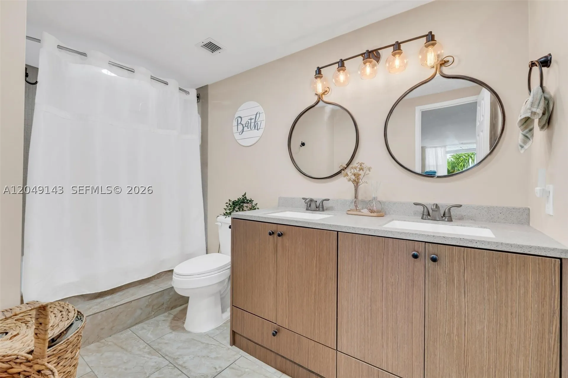 3800 Hillcrest Drive Hollywood FL 33021