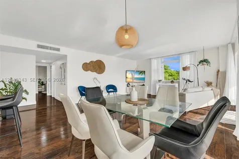 3800 Hillcrest Drive Hollywood FL 33021