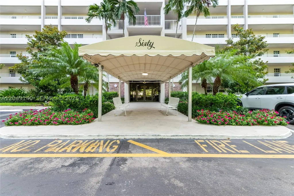 605 Oaks Drive Pompano Beach FL 33069