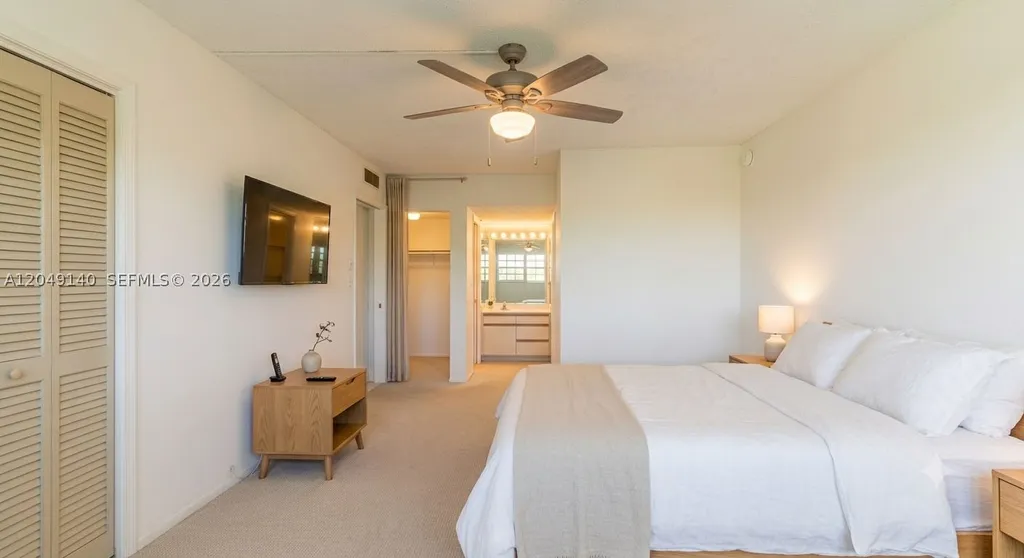 605 Oaks Drive Pompano Beach FL 33069