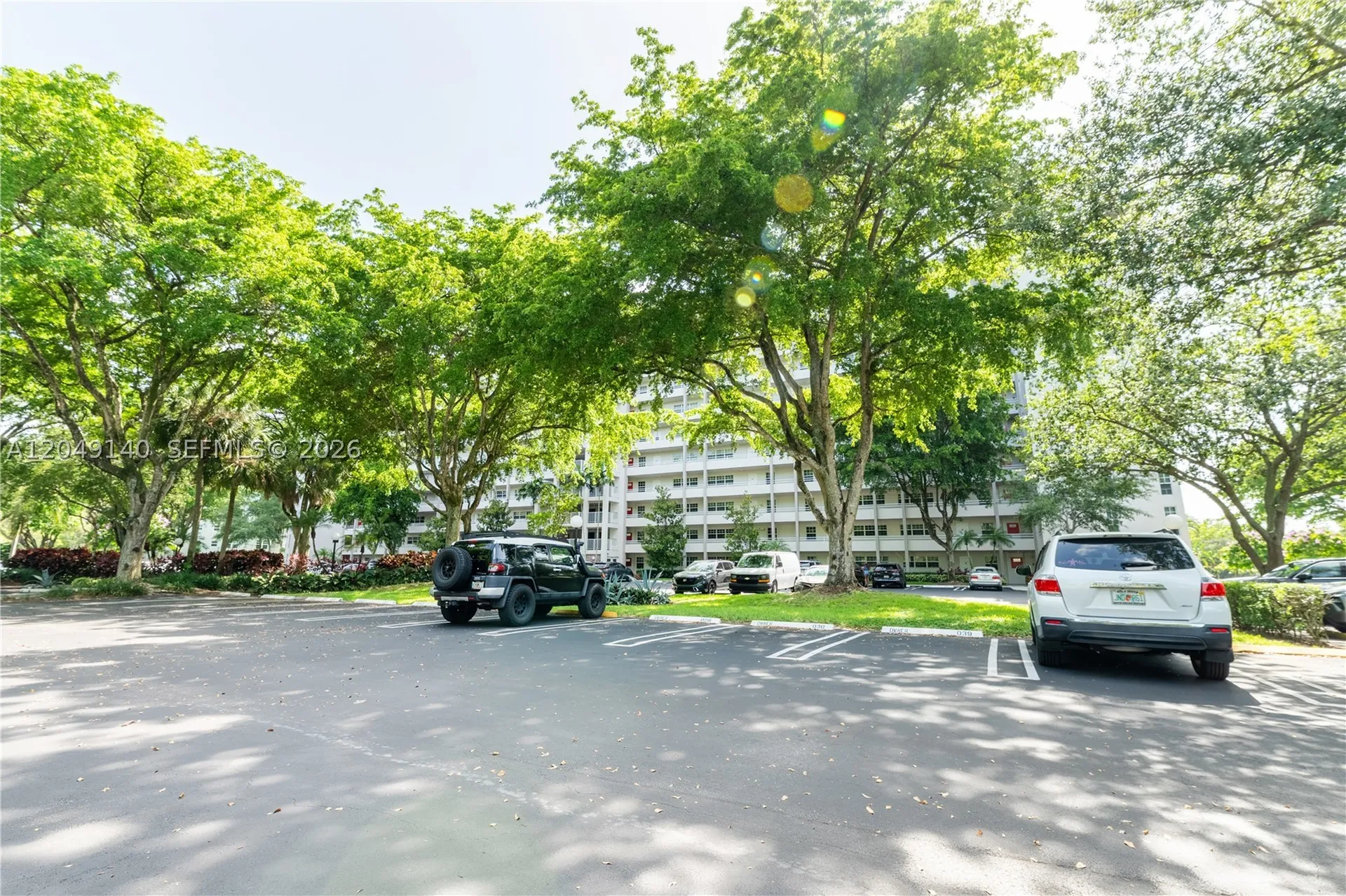 605 Oaks Drive Pompano Beach FL 33069