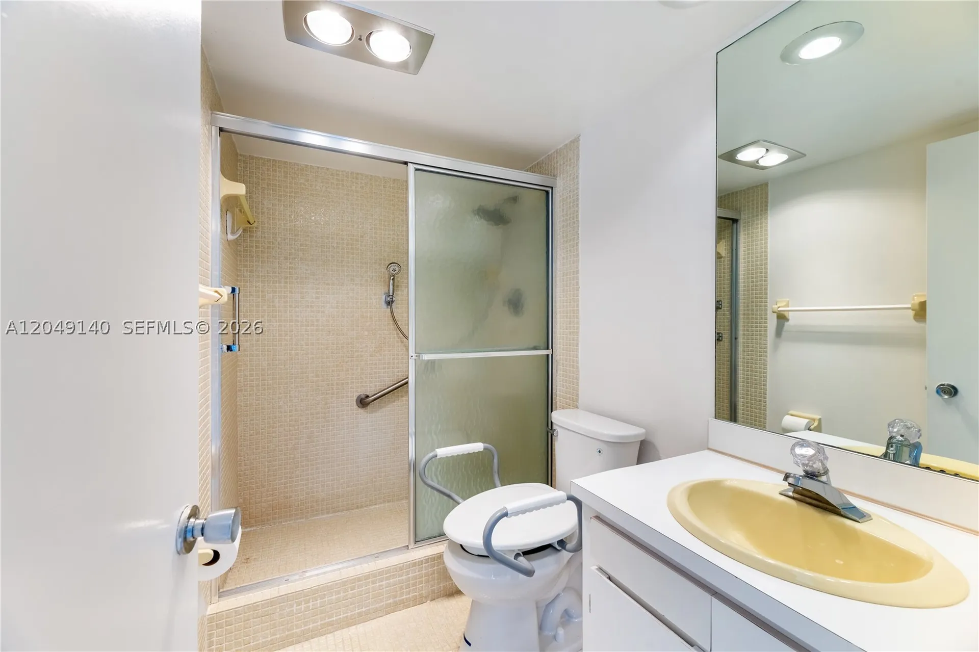 605 Oaks Drive Pompano Beach FL 33069