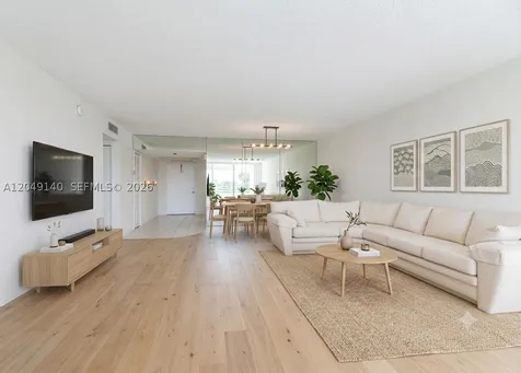 605 Oaks Drive Pompano Beach FL 33069