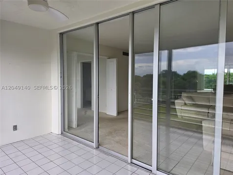 605 Oaks Drive Pompano Beach FL 33069