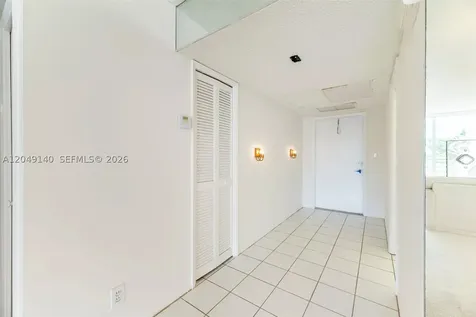 605 Oaks Drive Pompano Beach FL 33069
