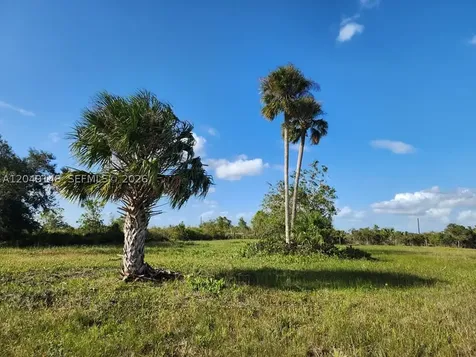 18717 NW 258 Street Okeechobee FL 34972