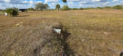 18717 NW 258 Street Okeechobee FL 34972