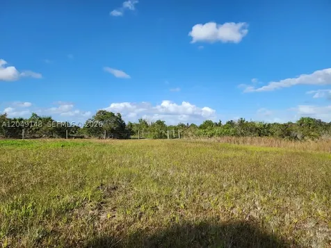 18717 NW 258 Street Okeechobee FL 34972