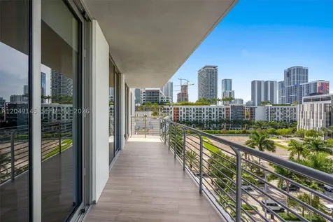 90 NE 32nd Miami FL 33127