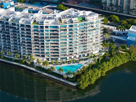 3250 NE 188th Street Aventura FL 33180