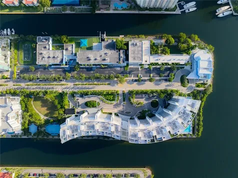 3250 NE 188th Street Aventura FL 33180