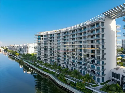 3250 NE 188th Street Aventura FL 33180