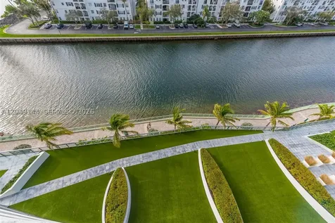 3250 NE 188th Street Aventura FL 33180