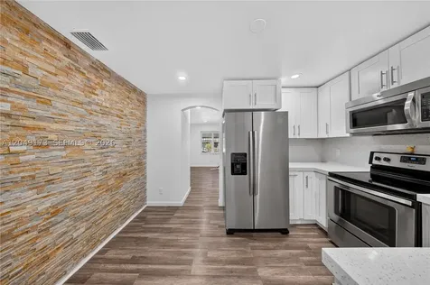 9828 NW 26th Avenue Miami FL 33147
