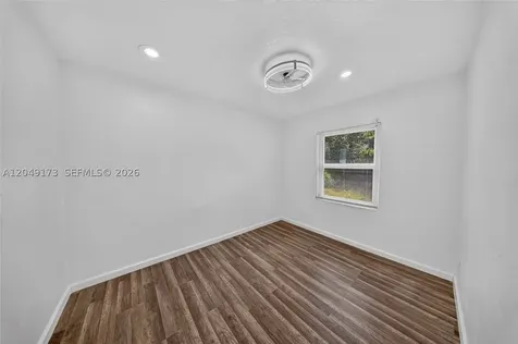 9828 NW 26th Avenue Miami FL 33147