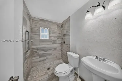 9828 NW 26th Avenue Miami FL 33147