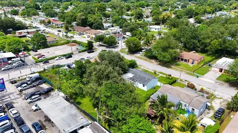 9828 NW 26th Avenue Miami FL 33147