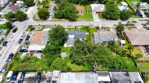 9828 NW 26th Avenue Miami FL 33147