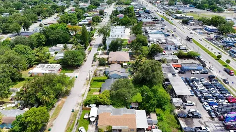 9828 NW 26th Avenue Miami FL 33147
