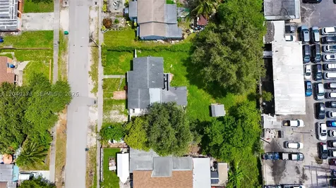 9828 NW 26th Avenue Miami FL 33147