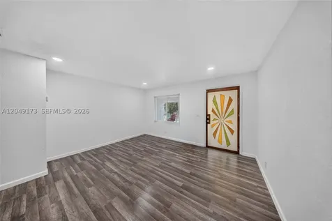 9828 NW 26th Avenue Miami FL 33147
