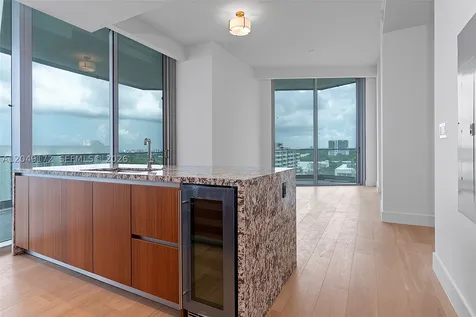 175 SE 25th Road Miami FL 33129