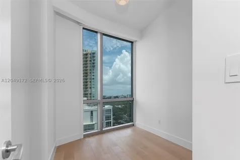 175 SE 25th Road Miami FL 33129