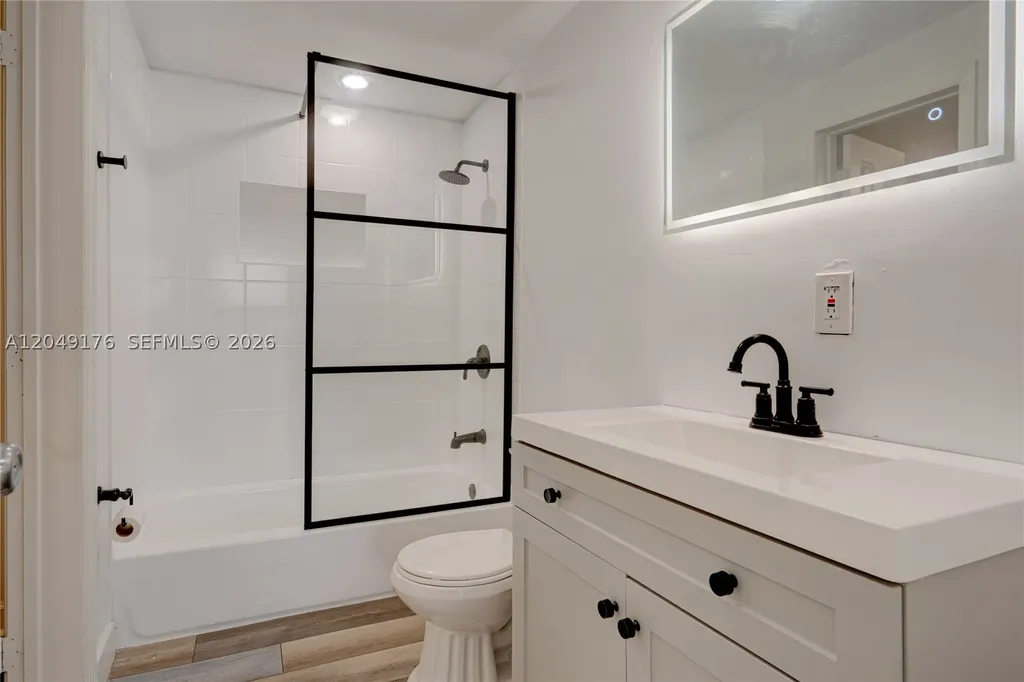 649 NW 24th Avenue Fort Lauderdale FL 33311