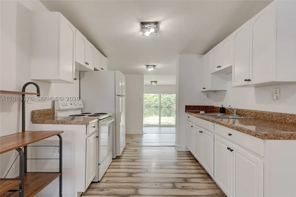 649 NW 24th Avenue Fort Lauderdale FL 33311