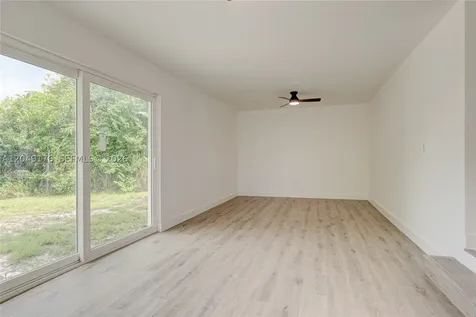649 NW 24th Avenue Fort Lauderdale FL 33311