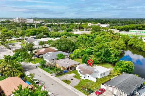 649 NW 24th Avenue Fort Lauderdale FL 33311