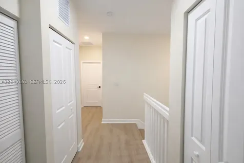 323 NE 208th Terrace Miami FL 33179