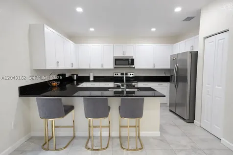 323 NE 208th Terrace Miami FL 33179