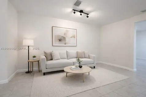 323 NE 208th Terrace Miami FL 33179